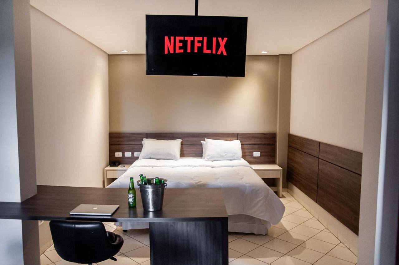 London Hotel Лондрина Экстерьер фото