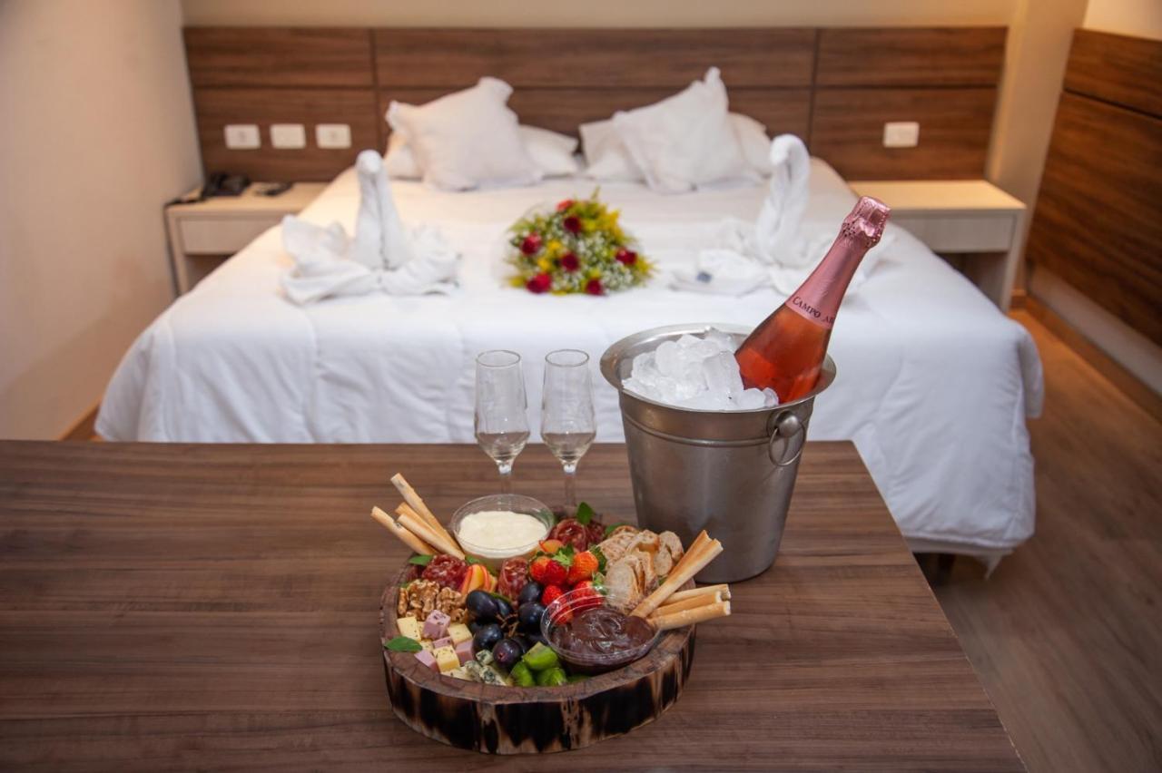 London Hotel Лондрина Экстерьер фото