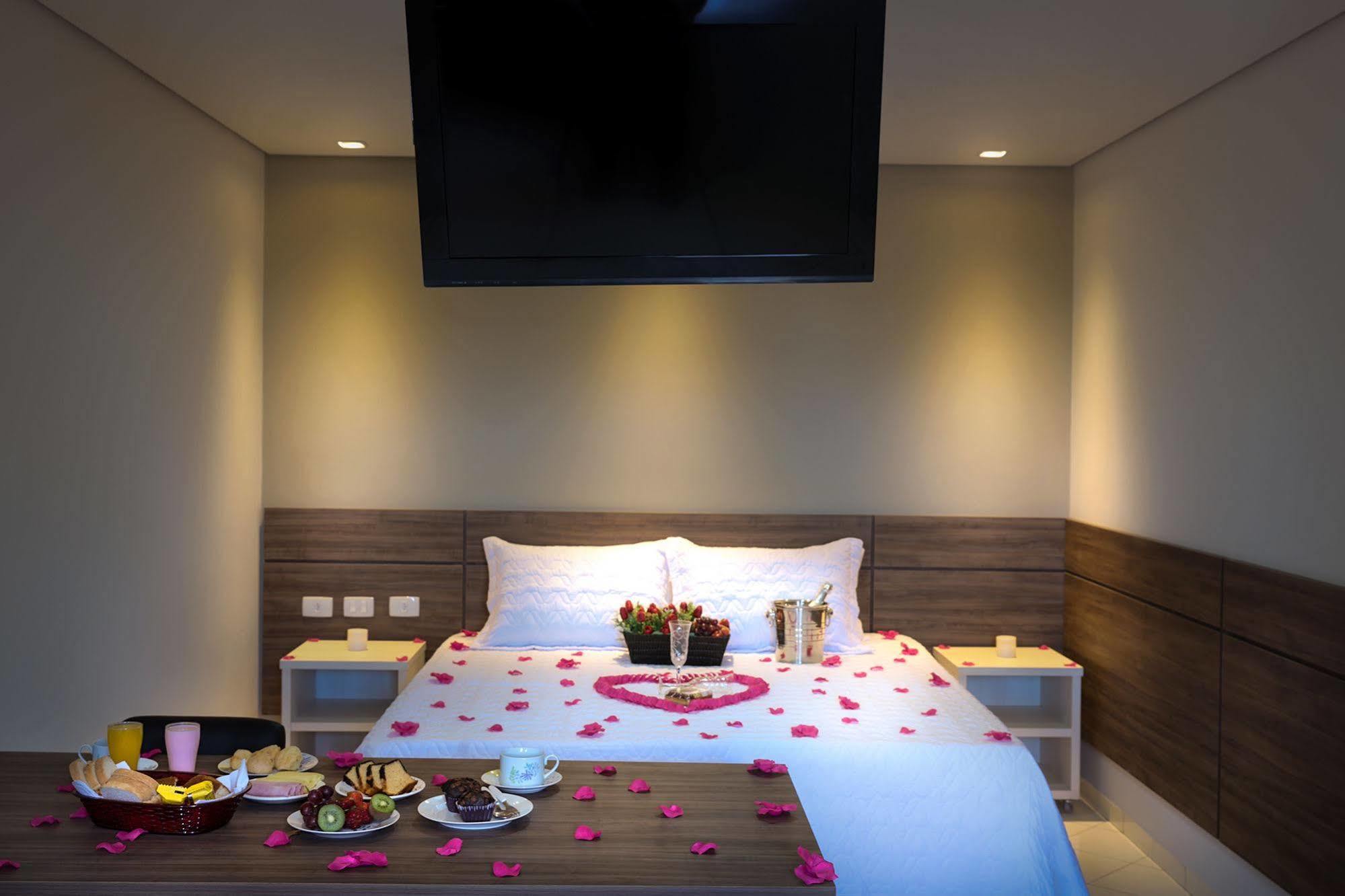 London Hotel Лондрина Экстерьер фото